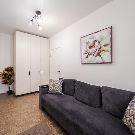 Demar Apart Violet Lviv Exterior foto